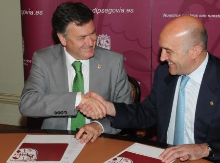 Imagen Las Diputaciones de Segovia y Valladolid firman un convenio de colaboración que fomenta el intercambio cultural de 1200 escolares de...