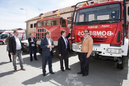 Imagen La Diputación firma un convenio con el ayuntamiento de Cantalejo para la extinción de incendios en la provincia
